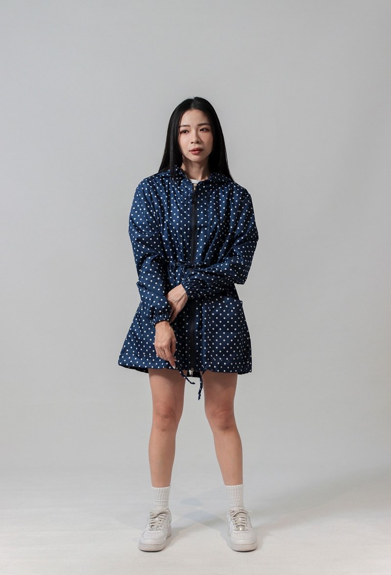 unni夢幻點防潑水風衣 雨衣 raincoat 雨風衣 防風 防潑水 風衣 - 女大衣/外套 - 防水材質 藍色