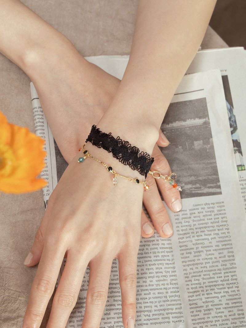 Budapest lovers. MUCHAT handmade 14+18KGP multi-color crystal lace bracelet - สร้อยข้อมือ - โลหะ สีดำ