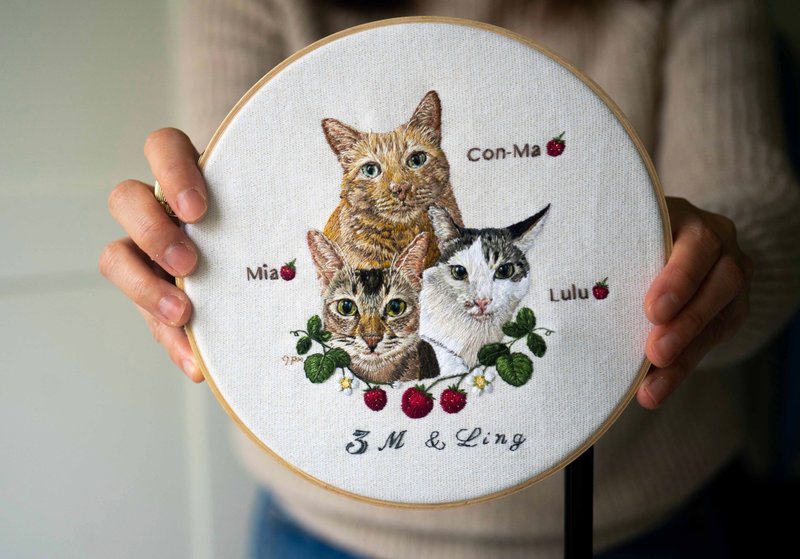 Pets embroidery - หมอน - งานปัก หลากหลายสี