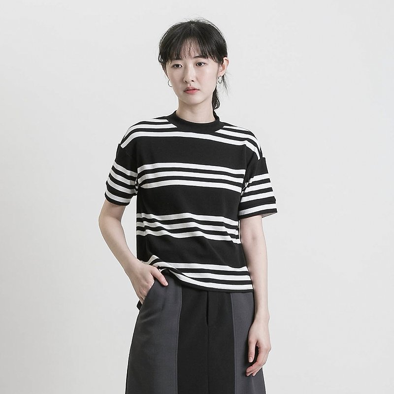 Free_Xie heart micro collar shirt _9SF000_ black bottom white strip - เสื้อผู้หญิง - ผ้าฝ้าย/ผ้าลินิน สีดำ