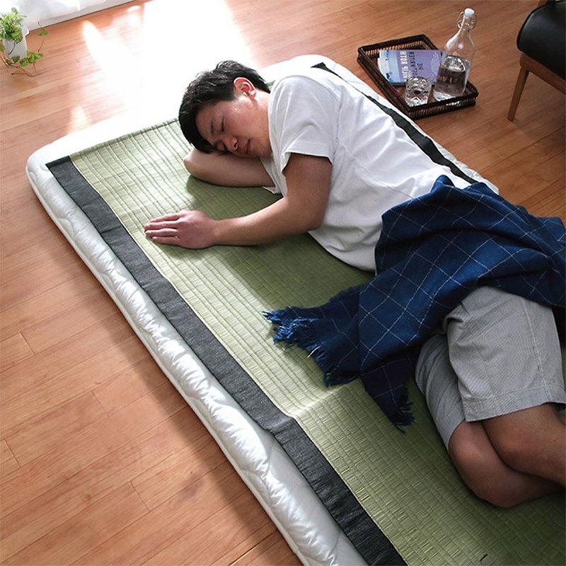 【新発売】熊本八代い草敷きマット - 日本スタイル - 寝具 - 寄せ植え・花 