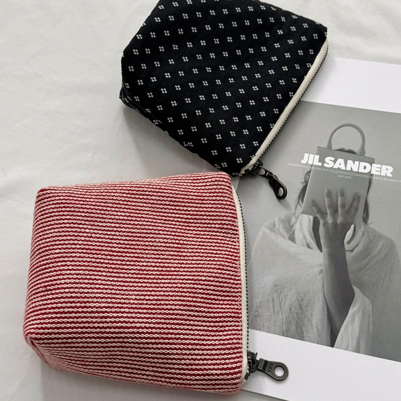 [Exquisite Mini Pouch] Woodland Vintage Aesthetic / Compact Card Holder / Lipstick & Key Coin Purse - กระเป๋าเครื่องสำอาง - วัสดุอื่นๆ หลากหลายสี