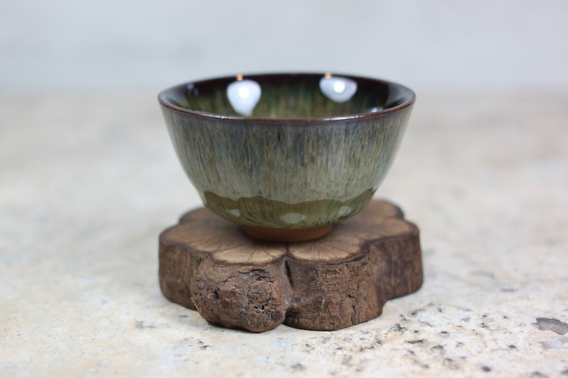 【春節ギフト】鶯歌の有名な陶芸家イェ・ミンシャンの森天目釉中国茶碗作品