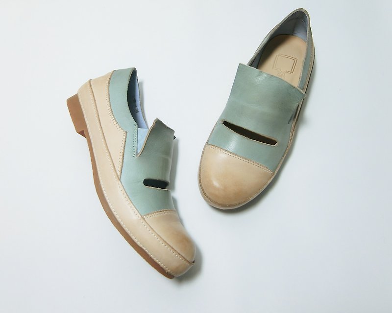 Calfskin one foot wear || retro loafers mint milkshake || # 8097 - รองเท้าอ็อกฟอร์ดผู้หญิง - หนังแท้ สีน้ำเงิน