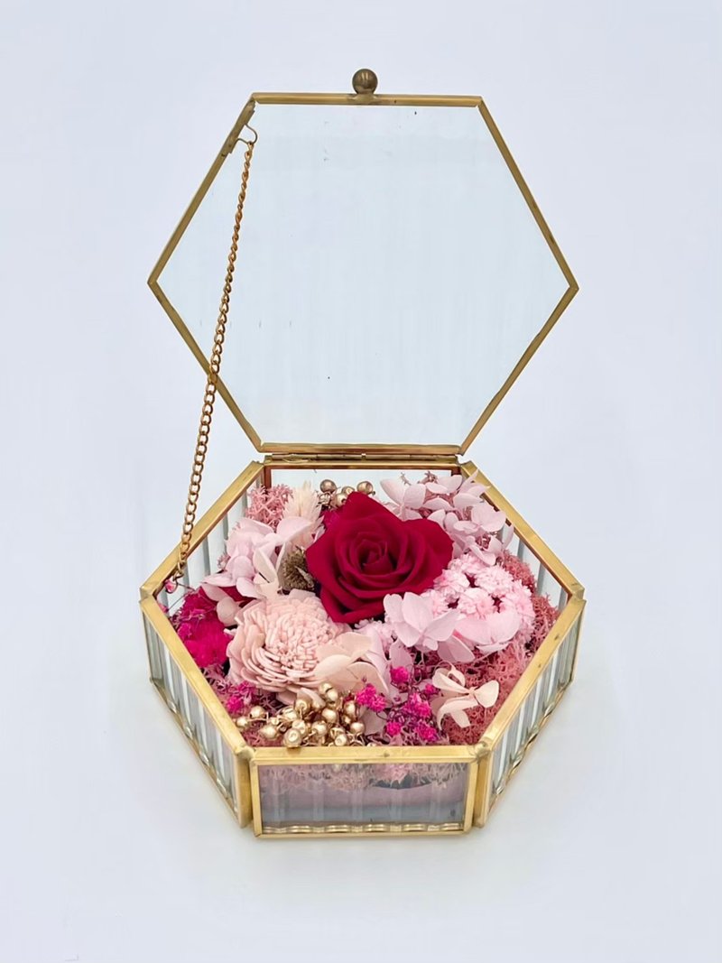 Preserved Rose Jewelry Flower Box - ช่อดอกไม้แห้ง - พืช/ดอกไม้ 