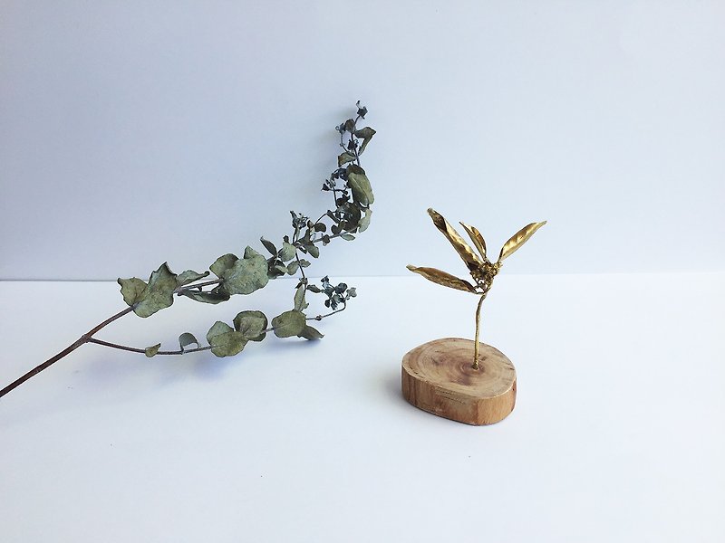 Small botanical garden (large) - Items for Display - Other Metals Yellow
