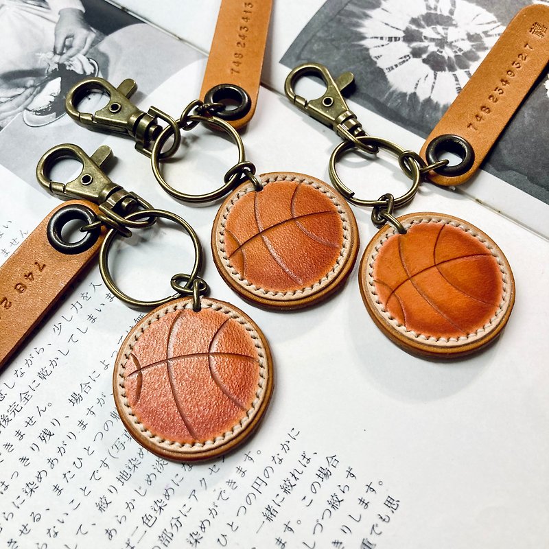 Basketball/Baseball/Volleyball/Chip EasyCard Key Ring/Customized English/Football/Fast Shipping - Keychains - Genuine Leather Multicolor