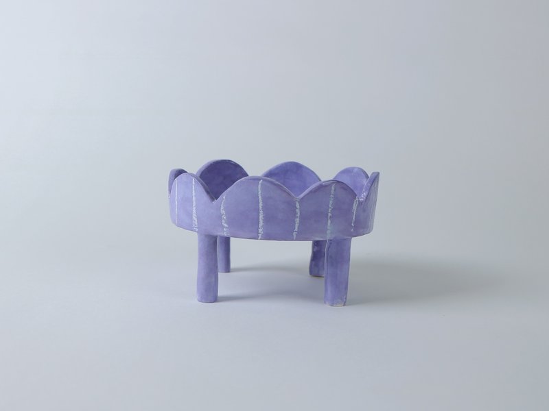 /紫色的花臺/ 手捏陶瓷器 - 碟/盤子/餐盤 - 陶 紫色