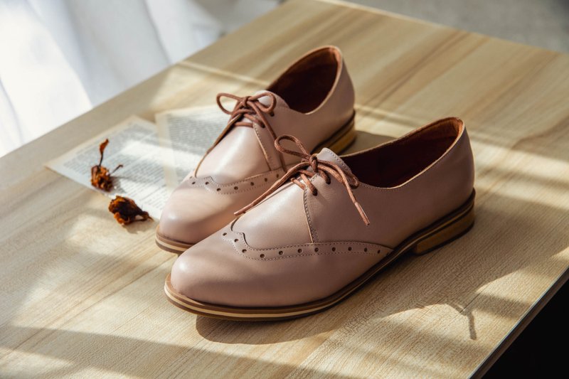 【Intellectual Oxford style】Elegant carved women's shoes. Rose pink - Women's Oxford Shoes - Genuine Leather Pink