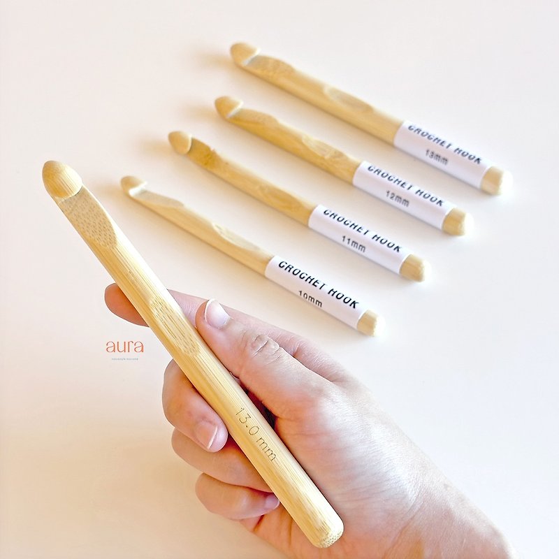 [Natural handmade bamboo crochet hook] 10,11,12,13mm knitting tools multi-size Macrame DIY - เย็บปัก/ถักทอ/ใยขนแกะ - ไม้ไผ่ สีส้ม