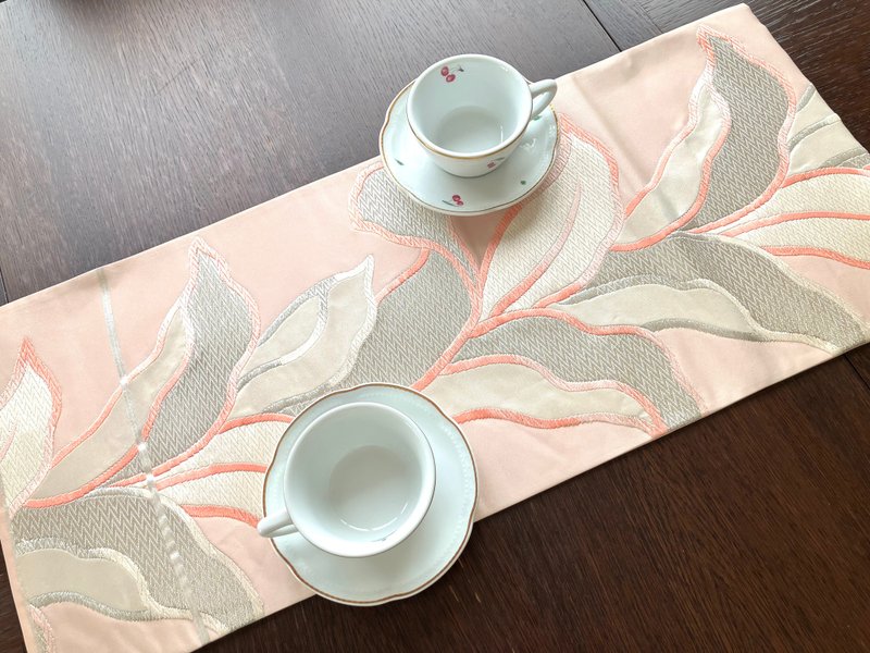 着物 帯 テーブルセンター TC007 - 餐桌布/桌巾/餐墊 - 絲．絹 粉紅色