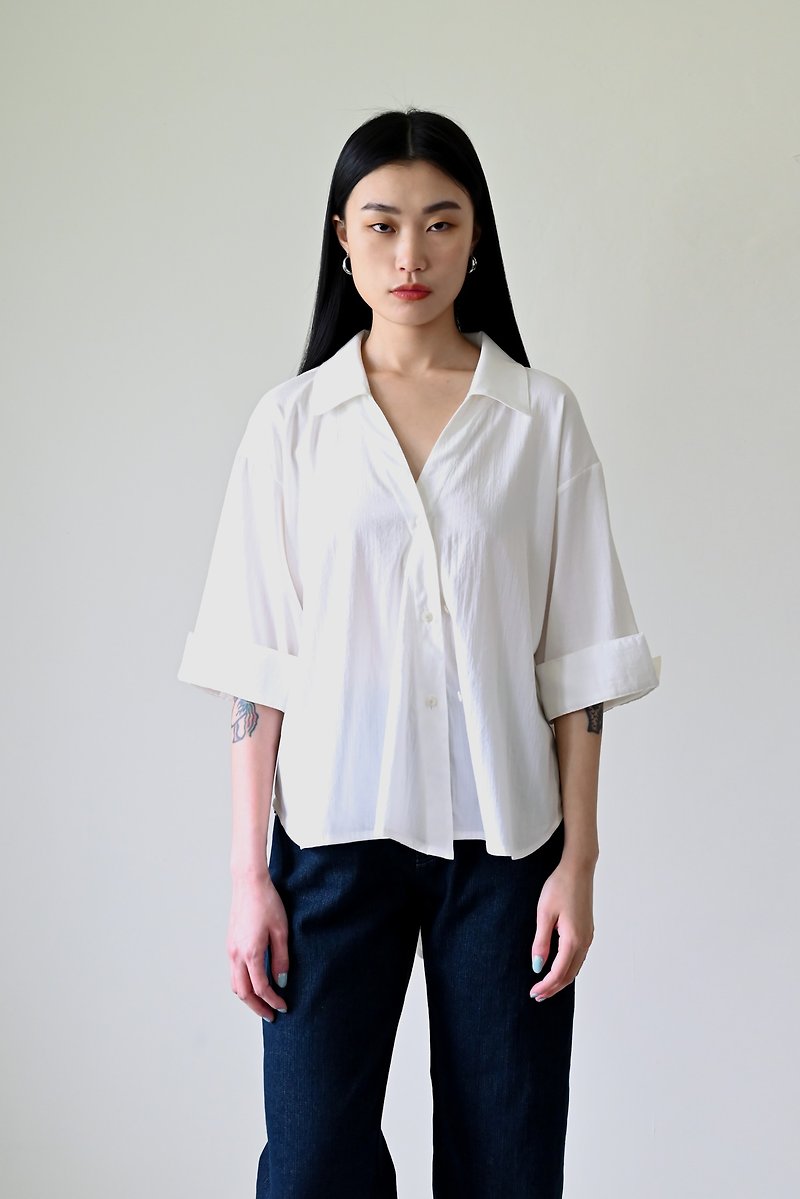 Shan Yong Cotton Slanted Cardigan 3/4 Sleeve Shirt (Tri-Color) - เสื้อเชิ้ตผู้หญิง - ผ้าฝ้าย/ผ้าลินิน 