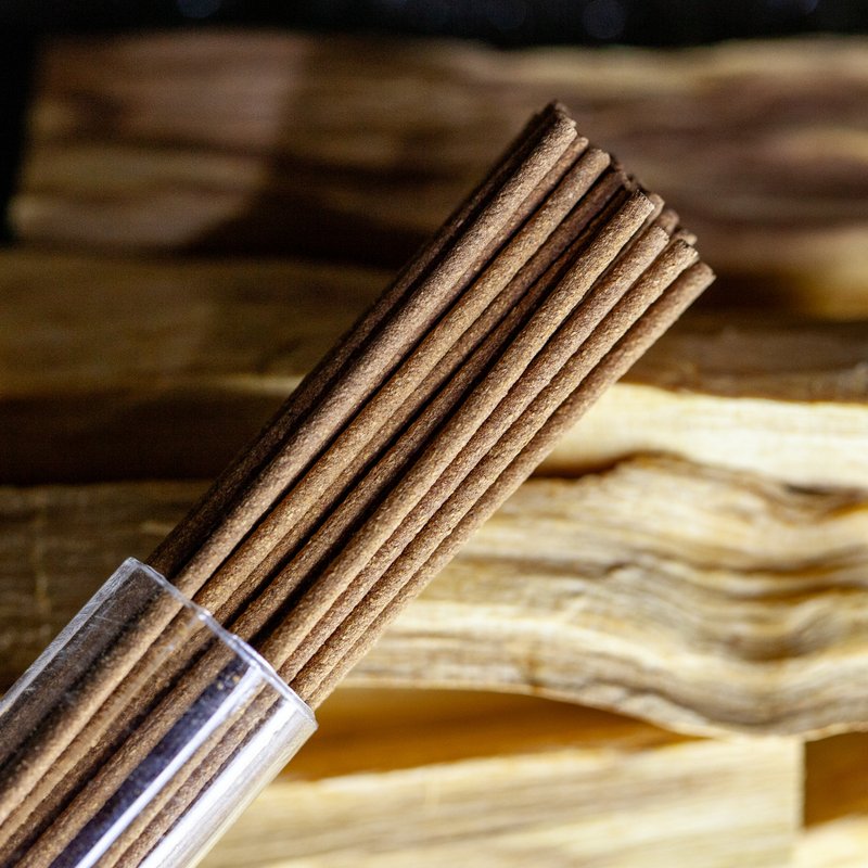 Palo Santo. Incense stick. Aromatherapy Aromatherapy Purification - น้ำหอม - ไม้ สีนำ้ตาล