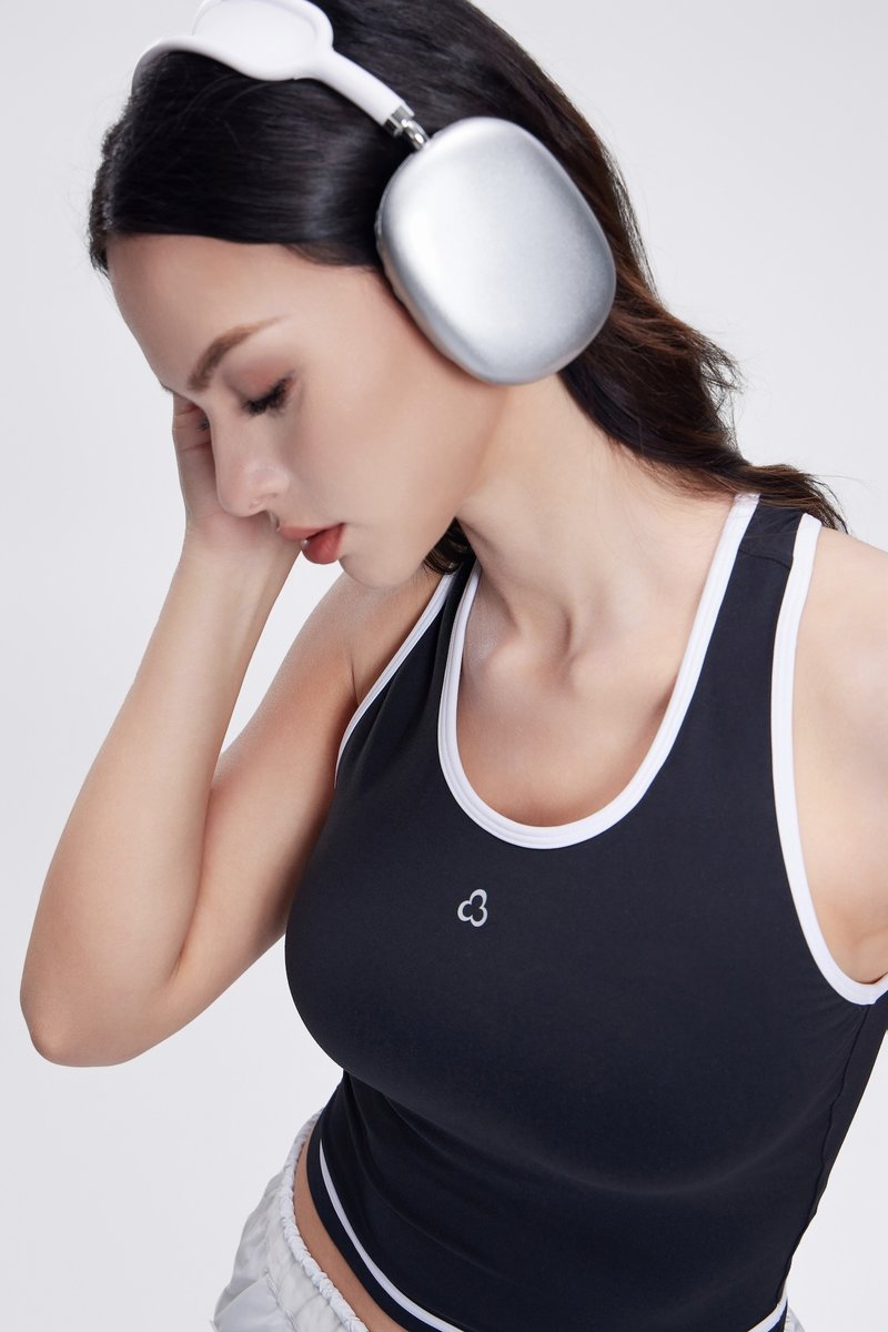 LINEシリーズ レーサーバック スポーツタンクトップ【クリスマスギフト】 - スポーツトップス - その他の素材 