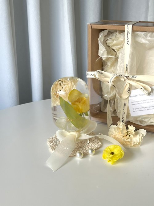 花鈿．香氛蠟燭工作坊 Blossom Scent Lab 心中的小花田 浮游花瓶 客製化禮盒 生日禮物 伴娘禮物 交換禮物