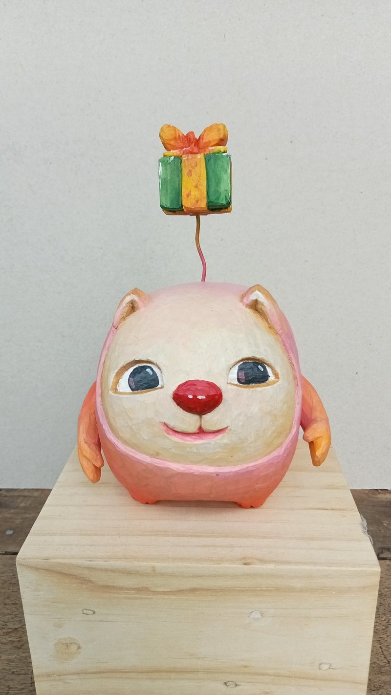 Pink cat and her gift - 公仔/玩偶 - 木頭 粉紅色