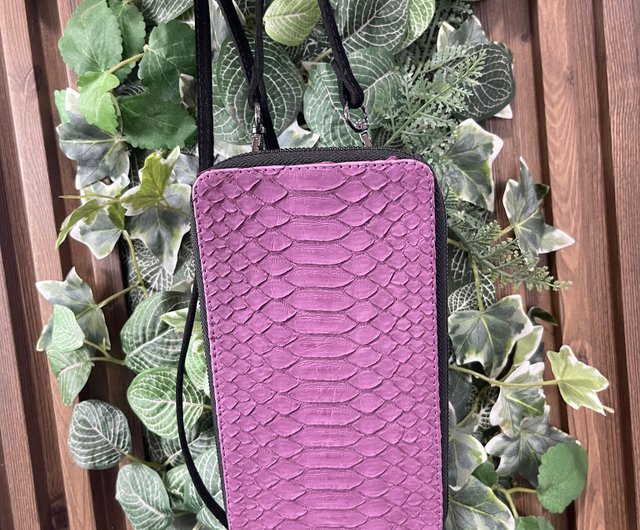 Gorgeous Snakeskin cheapest Passport Wallet