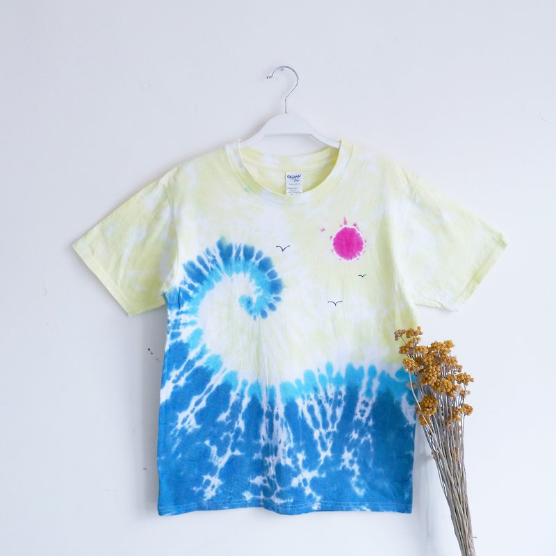 手染めTシャツ  台湾 デザイン Seagulls - トップス ユニセックス - コットン・麻 ブルー