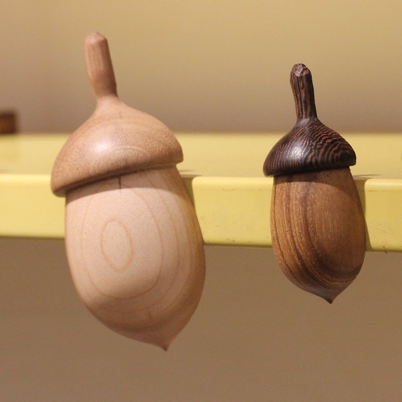 橡木果實磁鐵/別針（大） - 磁石貼/磁鐵 - 木頭 咖啡色