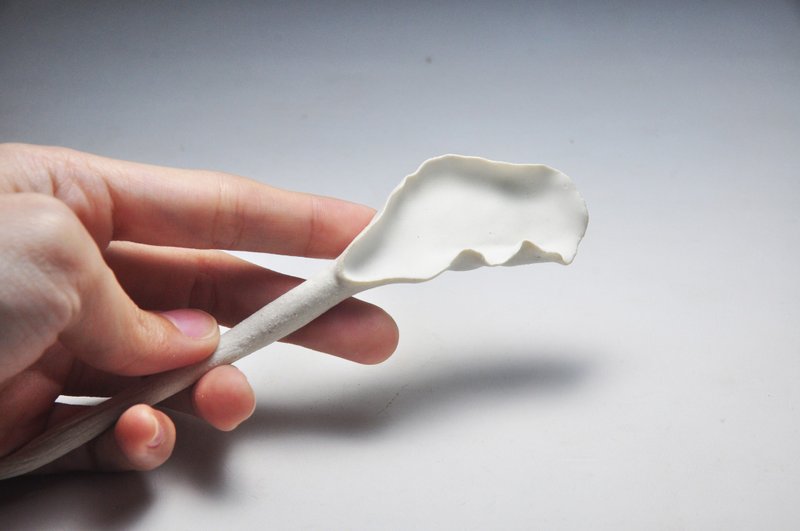 陶瓷手作茶針-貳 雲林文化藝術獎工藝類得獎作品-吾感藥席 - 茶壺/茶杯/茶具 - 瓷 白色