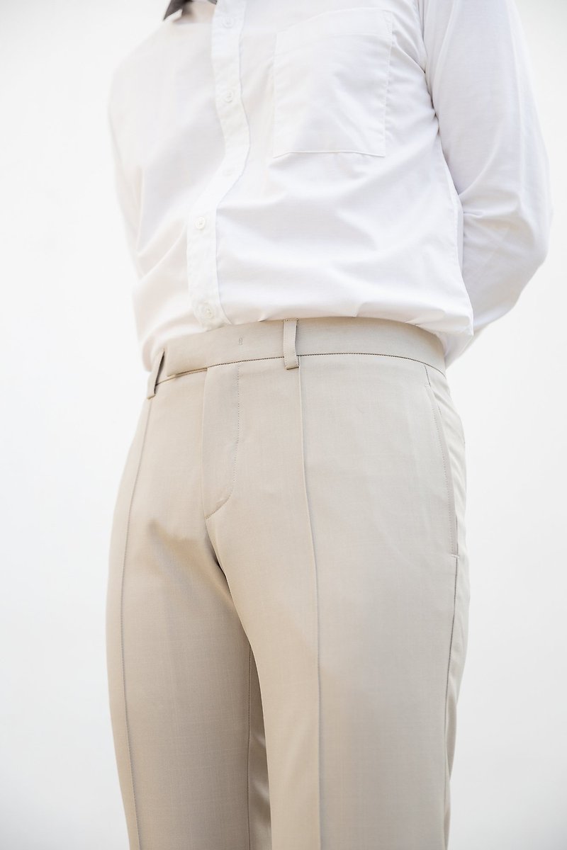 Beige wool with front line trousers - กางเกงขายาว - ผ้าฝ้าย/ผ้าลินิน สีกากี