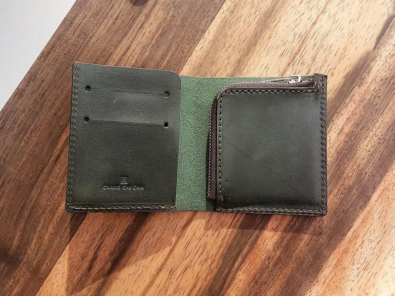 Put the card, banknotes, change, minimalist small short clip, vegetable tanned leather, customized style / (birthday) first choice / mother's day gift - กระเป๋าสตางค์ - หนังแท้ สีเขียว