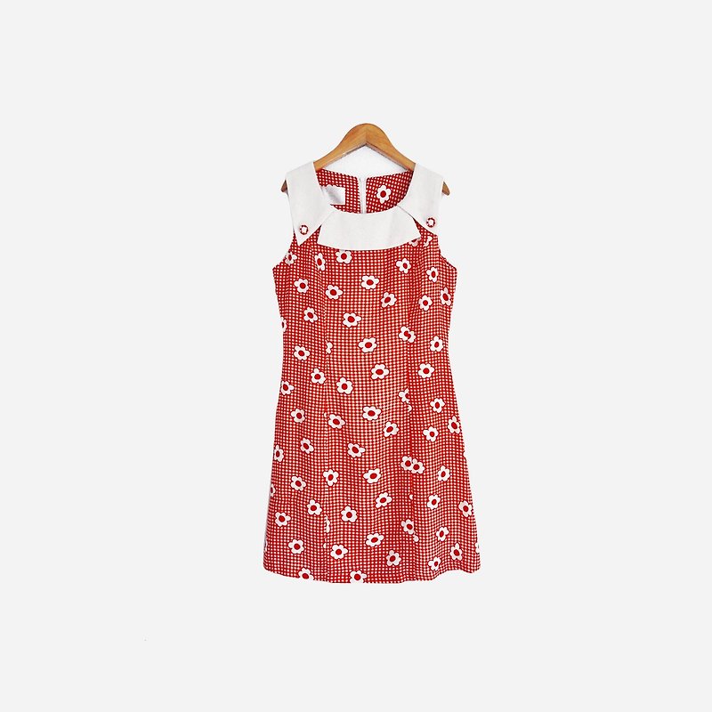 Dislocation vintage / red and white flowers sleeveless dress no.801 vintage - ชุดเดรส - เส้นใยสังเคราะห์ สีแดง