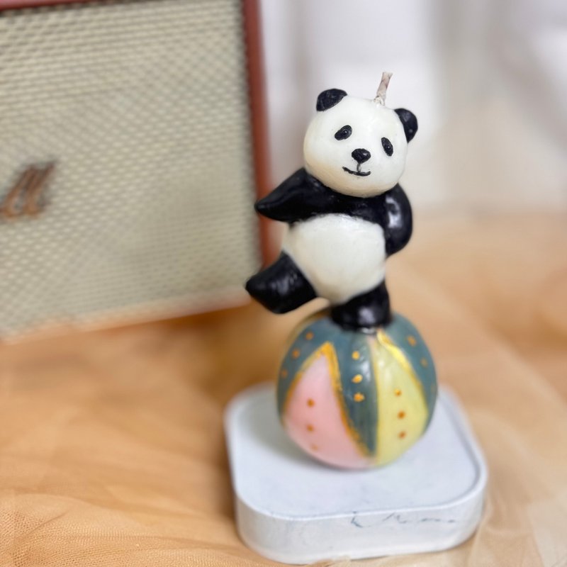 Begleitan Exclusive Handmade candles - Panda On The Ball - Candles & Candle Holders - Wax Black