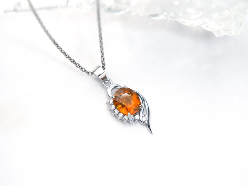 Flare | Spessartine Stone/ Fanta Stone/ 925 Sterling Silver | Natural Gemstone Necklace - สร้อยคอ - เครื่องเพชรพลอย สีส้ม