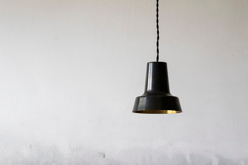 Bronze lampshade stained black - Lighting - Other Metals Black