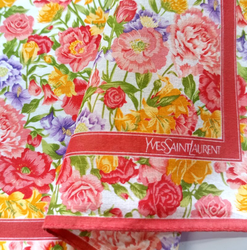 Yves Saint Laurent Vintage Handkerchief Floral Gifts for Her Mom 18 x 18.5 inche - 手帕 - 棉．麻 紅色