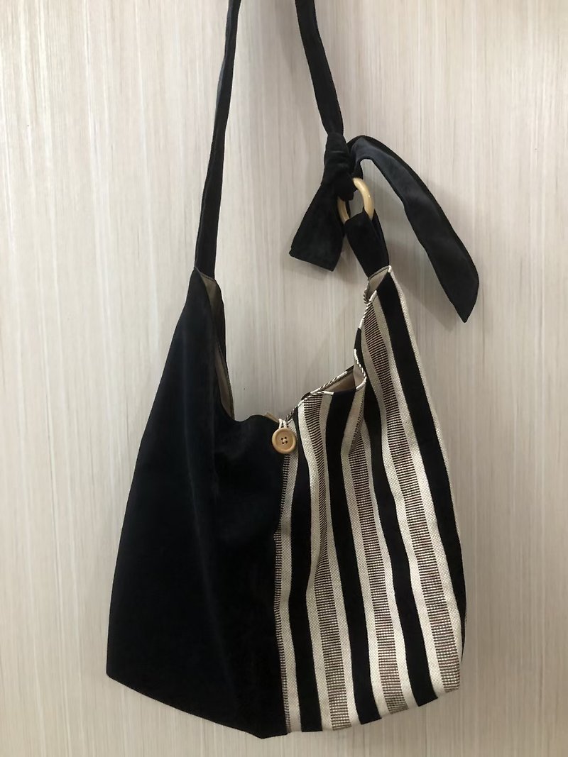 Striped &amp; Black Double Panel Adjustable Shoulder Bag