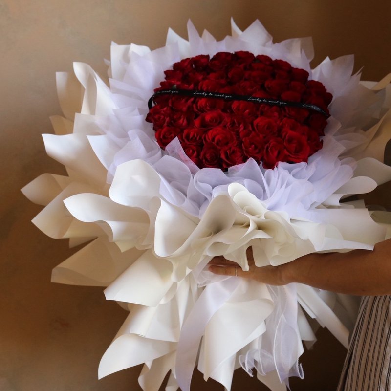 【Eternal Encounter】52 Fresh Rose Bouquet - In-Store Pickup Only, Custom Order Required, Fresh Flowers - ช่อดอกไม้แห้ง - พืช/ดอกไม้ 