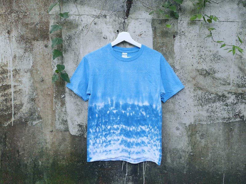 手染めTシャツ  台湾 デザイン Sea Waves
