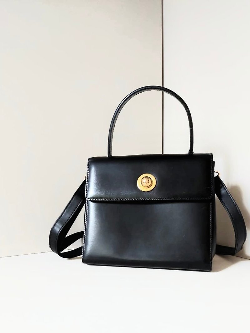 【LA LUNE】Rare second-hand Celine planet black gold leather handbag shoulder crossbody bag - กระเป๋าถือ - หนังแท้ สีดำ