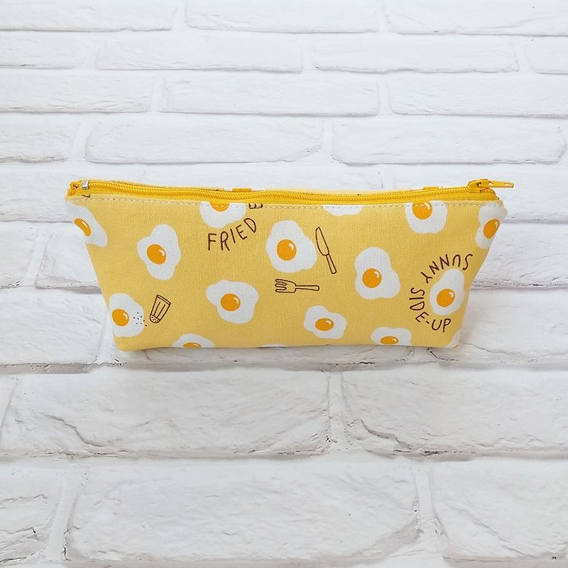 Poached egg pencil case (medium) / storage bag pencil case cosmetic bag - กล่องดินสอ/ถุงดินสอ - ผ้าฝ้าย/ผ้าลินิน สีเหลือง