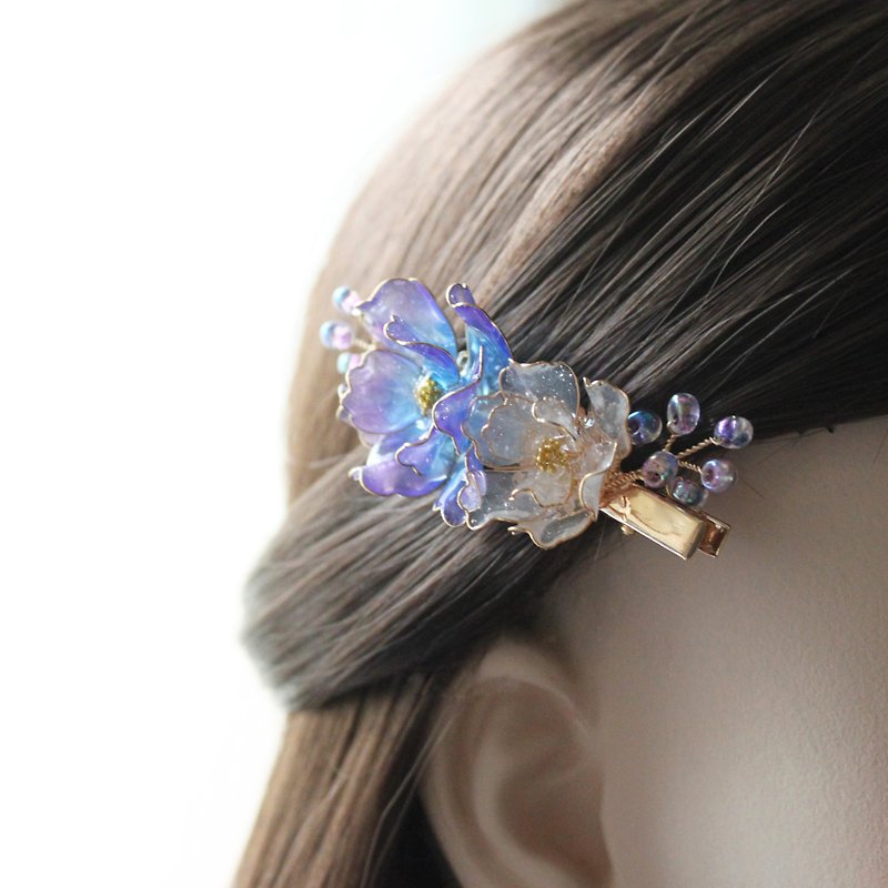 [Ocean Flower Hairpin] Blue-purple transparent gradient hairpin handmade Bronze resin hairpin - เครื่องประดับผม - เรซิน สีน้ำเงิน