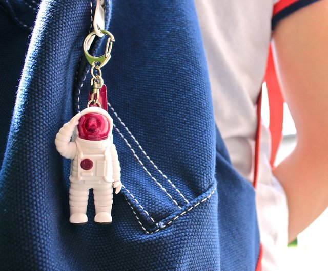 夢│ユピチル宇宙飛行士型LEDキーホルダー - ショップ dreams
