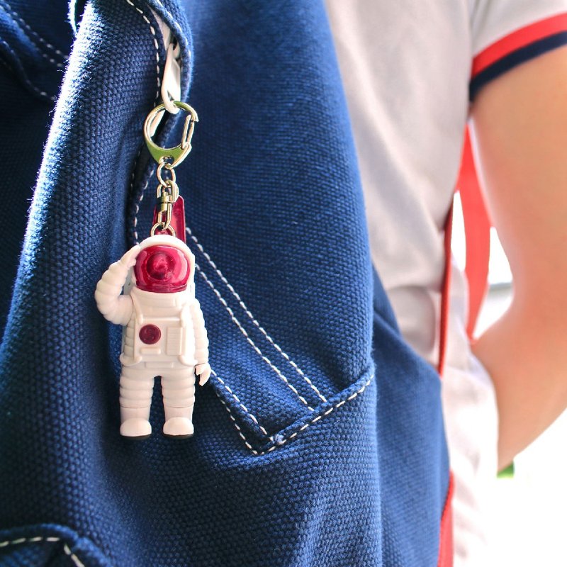 Dreams│Mr. Yupychil Spaceman Shaped LED Key Ring - โคมไฟ - พลาสติก 