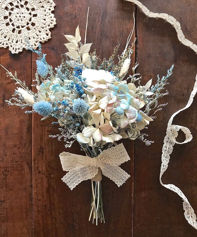 Masako blue elegant dry bouquet eternal flower - Dried Flowers & Bouquets - Plants & Flowers 