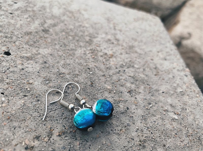 [Glass Series] Sea blue luminous colored glass earrings - Earrings & Clip-ons - Colored Glass Blue