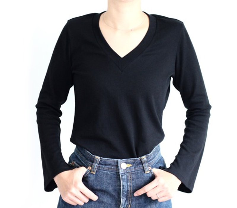 Adult slit sleeve V-neck T-shirt with a focus on shape [Available in sizes and colors] - Women's Tops - Cotton & Hemp 