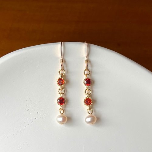 KAREN JEWELRY 鑲金邊紅鋯石橢圓天然珍珠耳環 耳夾 14K包金 14KGF