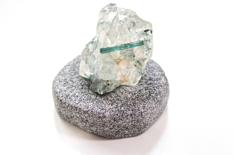 Stone planted SHIZAI ▲ white crystal blue tourmaline symbiotic ore (with base) ▲ - Items for Display - Gemstone Blue