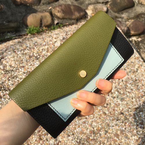 celine trifold wallet, Luxury, Bags & Wallets on Carousell