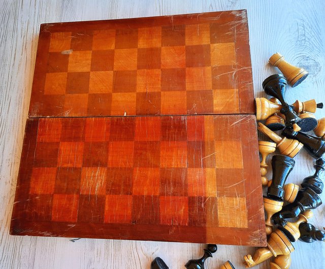 Soviet chess set made of wood produced by Artel -  Portugal