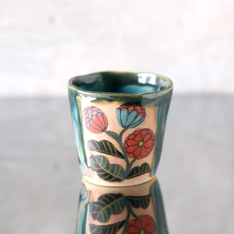 Hand twist cup · chrysanthemum and running water pattern - Mugs - Pottery Multicolor