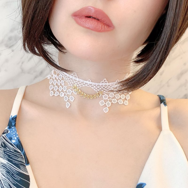 White/Osumashi-chan/Lace Detachable Collar Choker SV182WH - Chokers - Other Materials White