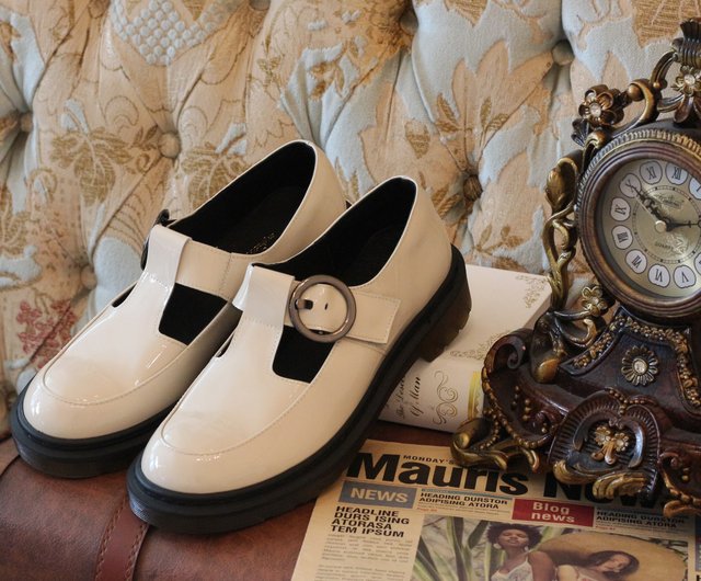 未着用◆ドクターマーチン 2024 ホリデーシーズン限定 メリージェーン 36 ドクターマーチン24年クリスマス、チェリーレッドに煌めくベルベット