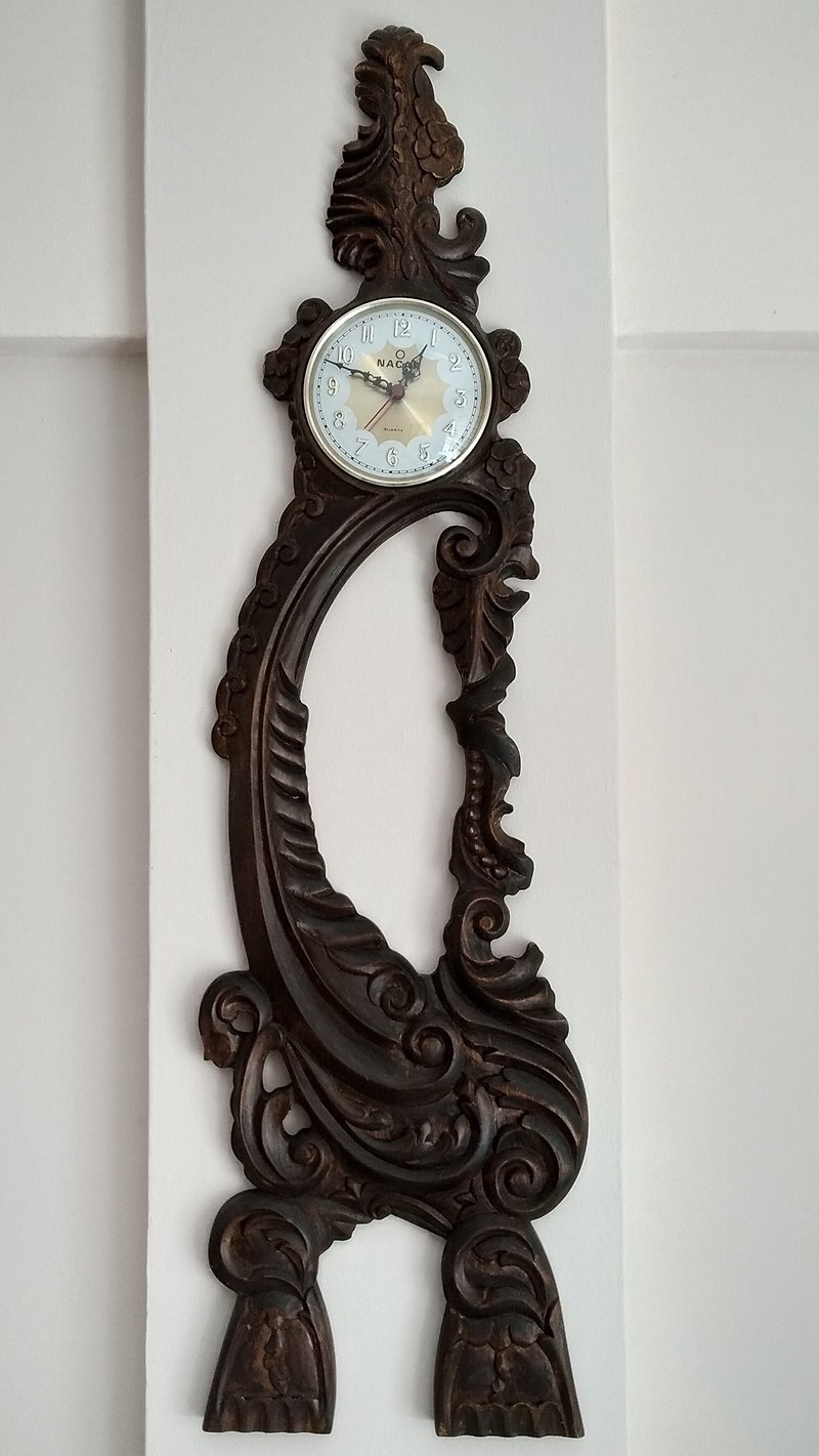 アンティーク調の手彫りの木製掛け時計、家庭やオフィスの装飾品